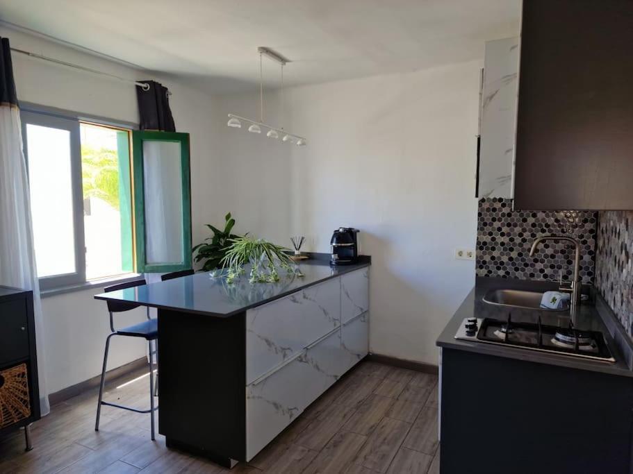 Rockbeach Bungalow Costa Teguise Exterior foto